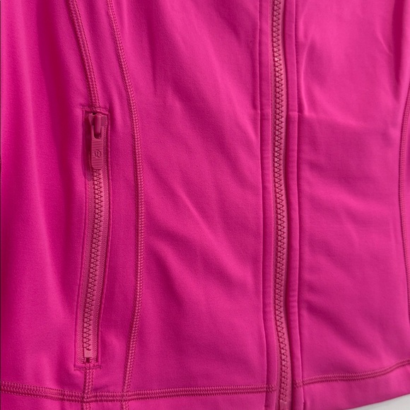 Lululemon Athletica Define Cropped Nulu Jacket - Picture 4 of 8